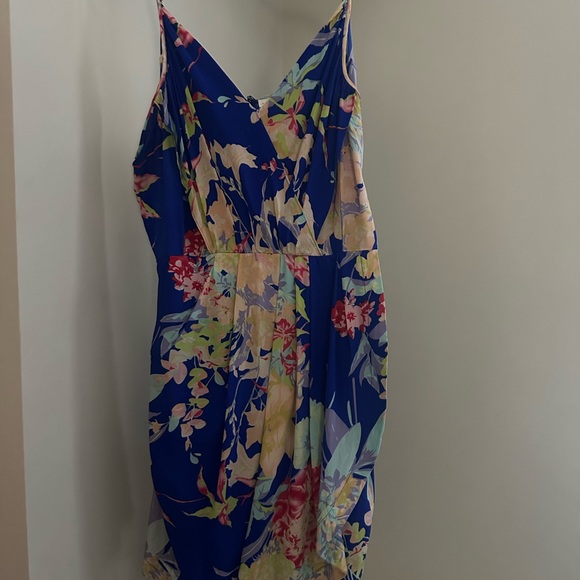 Yumi Kim Jaybe Blue Hawaii Floral Tulip Hem Spaghetti Strap Mini Dress - Picture 2 of 4